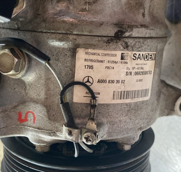 Compressore aria condizionata Mercedes C220 W205 - immagine 2