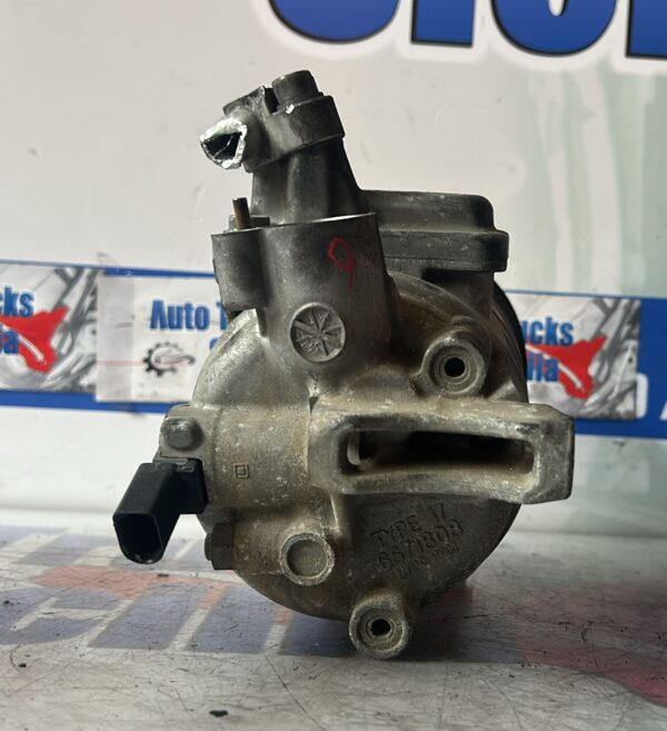 Compressore aria condizionata Volkswagen Golf 6 1.6 - immagine 5
