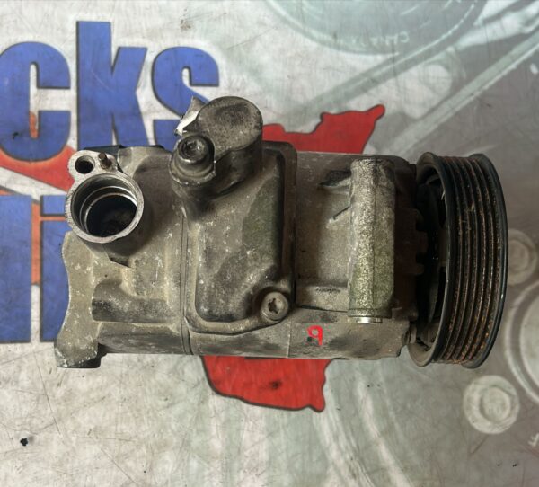 Compressore aria condizionata Volkswagen Golf 6 1.6 - immagine 3