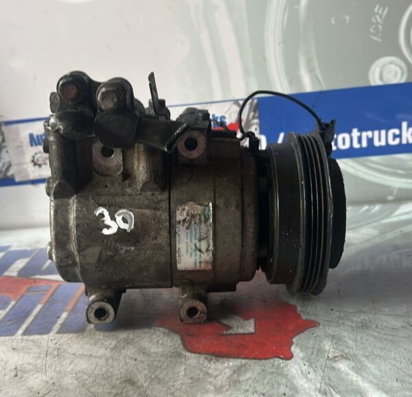 Compressore aria condizionata Hyundai Cuopè I 1.6 - immagine 4