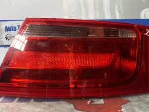 Stop/Fanale sx Audi A4 SW B8