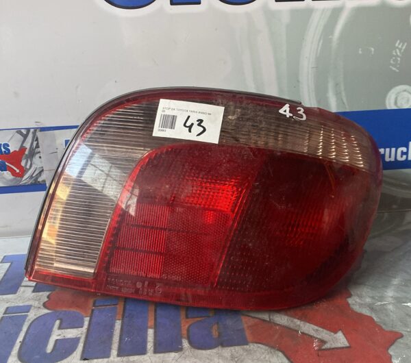 Stop/Fanale dx Toyota Yaris