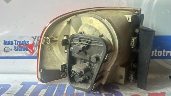 Stop/Fanale dx Volkswagen Touareg 1^serie - immagine 3