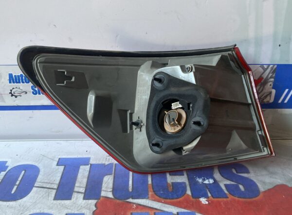 Stop/Fanale dx Lexus IS XE20 - immagine 2
