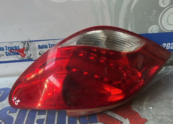 Stop/Fanale dx Peugeot 207