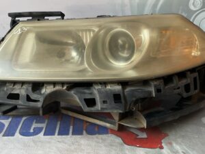 Faro  sx Renault Megane 2^serie