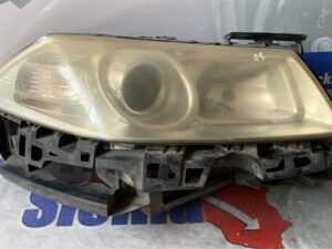 Faro dx Renault Megane 2^serie