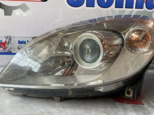 Faro sx Mercedes Classe B W245