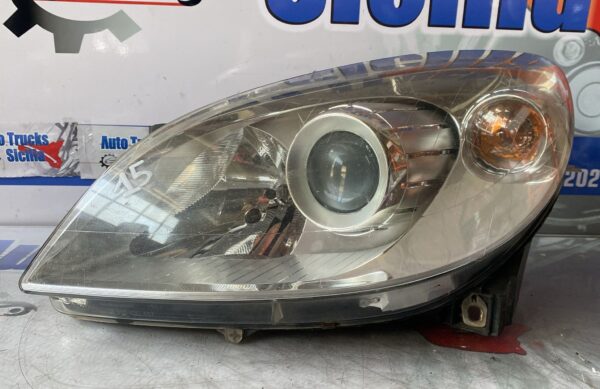 Faro sx Mercedes Classe B W245