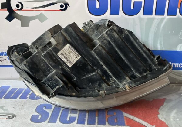 Faro sx Mercedes Classe B W245 - immagine 4