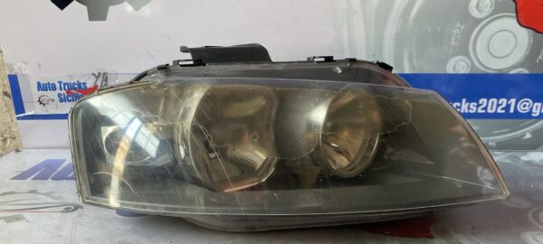 Faro dx Audi A3 8P