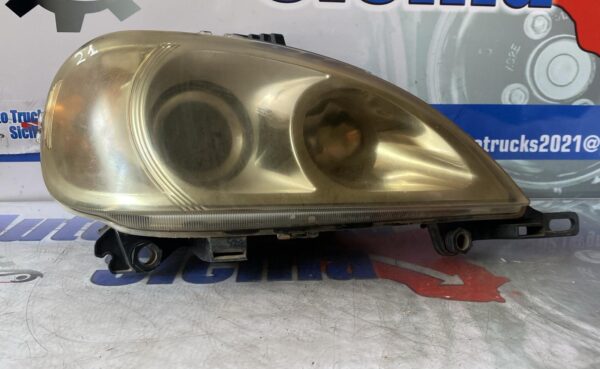 Faro dx Mercedes ML W163