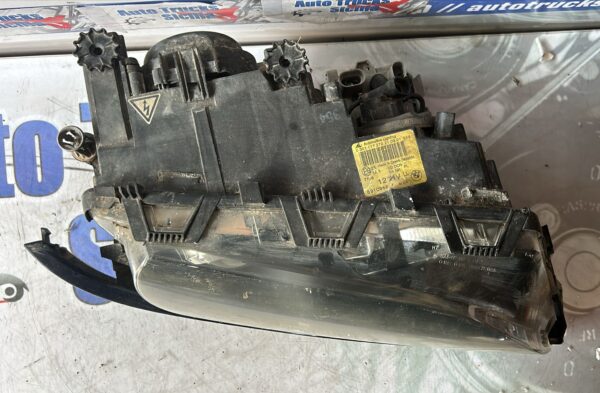Faro dx Xeno BMW 320 E46 - immagine 2