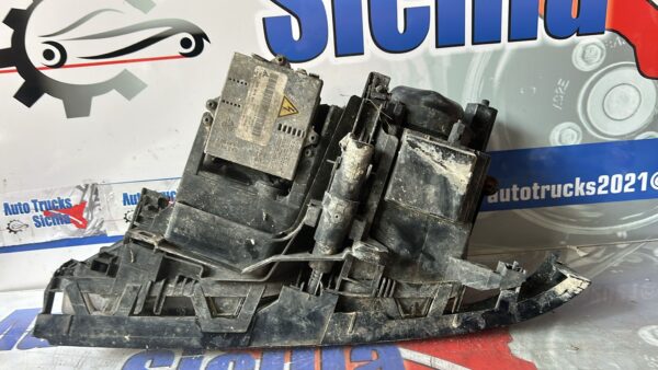 Faro dx Xeno BMW 320 E46 - immagine 6