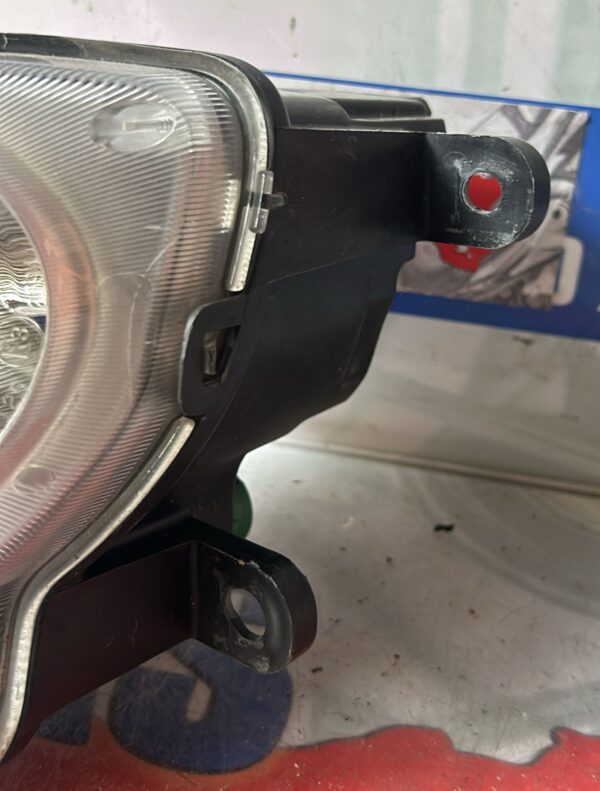 Faro sx fendinebbia Fiat 500 - immagine 2