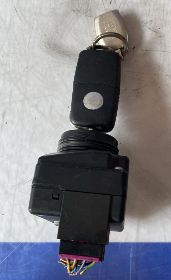 Blocchetto accensione VW Touareg 1^serie - immagine 4
