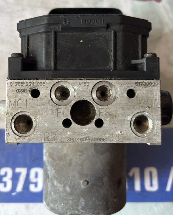 ABS Alfa Romeo 147 1.9 - immagine 2